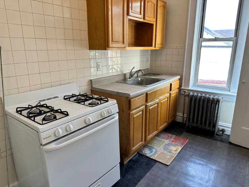 Paterson Apartment: 288 Rosa Parks Blvd.