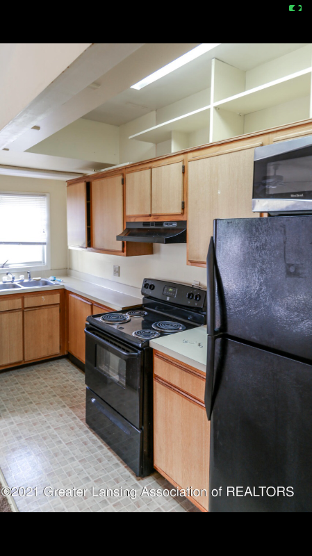 Lansing Condo: 130 S 8th St