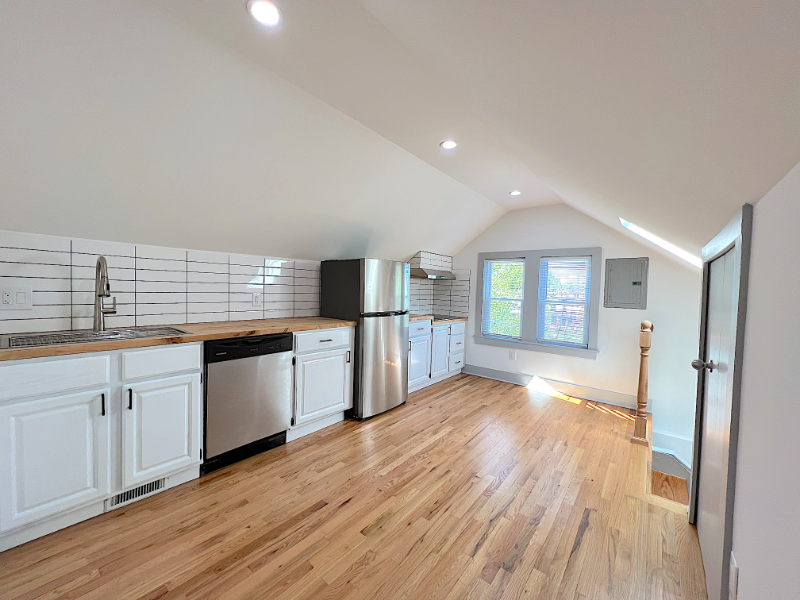 Detroit Condo: 5000 Seminole St