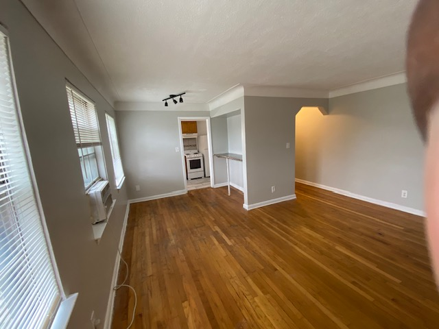 Detroit Apartment: 4837 Cadieux Road