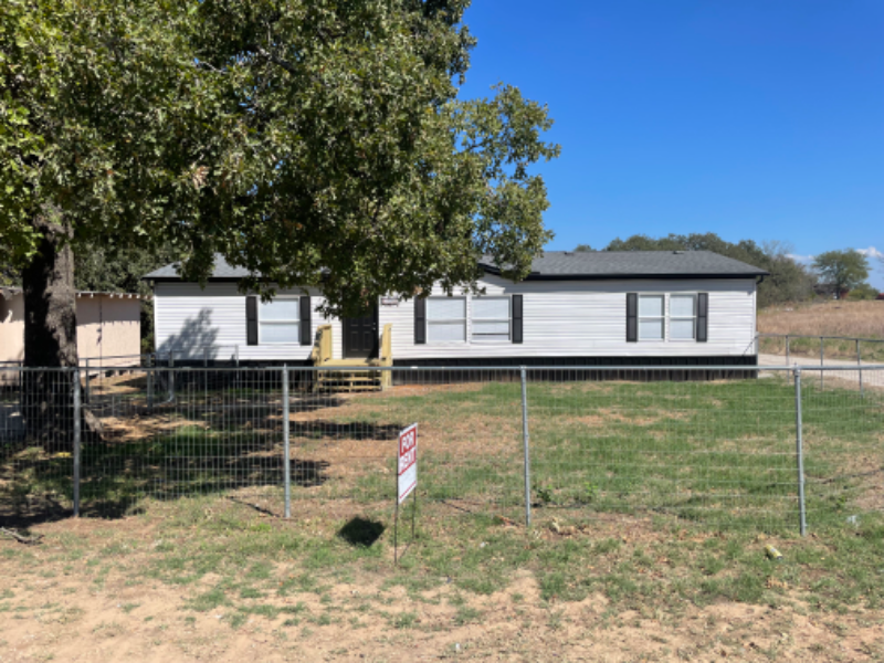 Spring town House: 3396 hwy 199