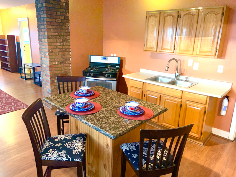 Providence Single Room: 206 California Ave