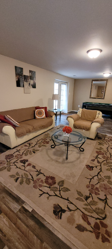 Stafford House: 1 Masters Dr