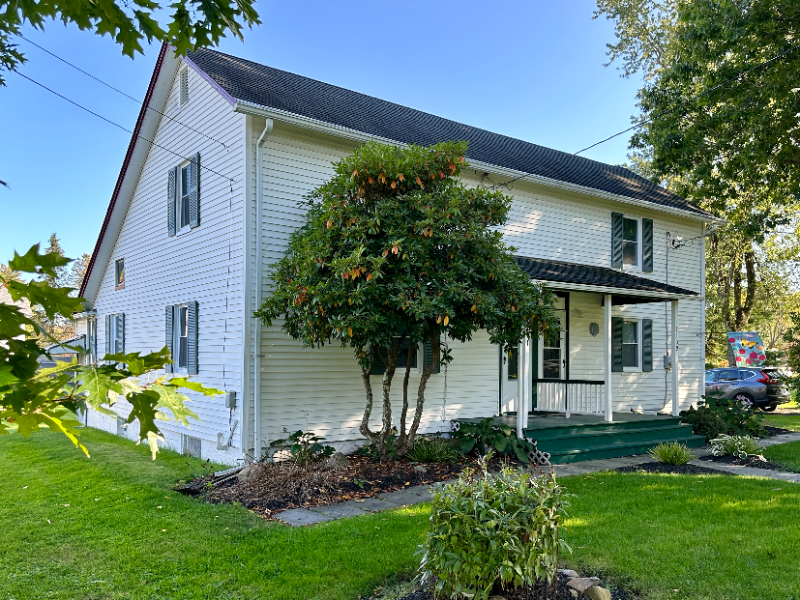 Tobyhanna Multiplex: 1109-1111 Mill St