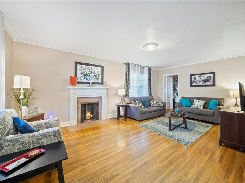 Tulsa House: 3701 S Richmond Ave