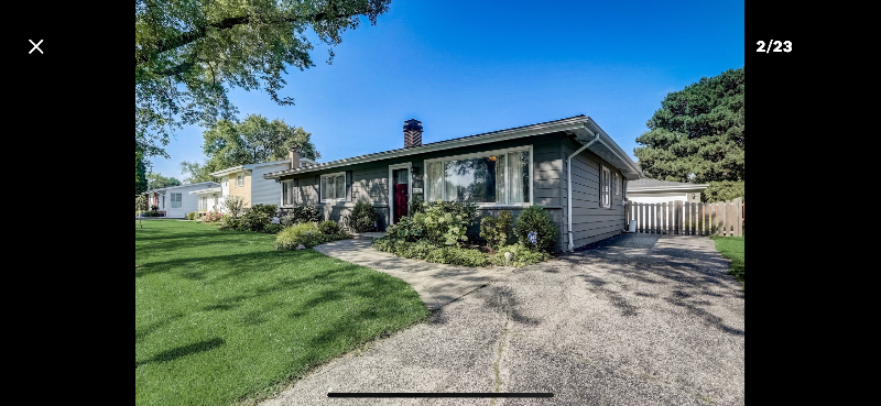 Mount Prospect House: 704 Wilshire DR