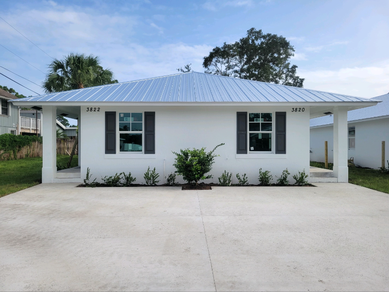 Stuart Multiplex: 3820 SE Lee St