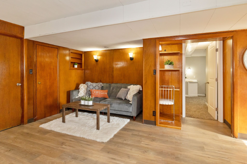 Bremerton Multiplex: 1613 Scott Pl