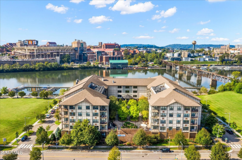 Knoxville Condo: 445 W. Blount Ave