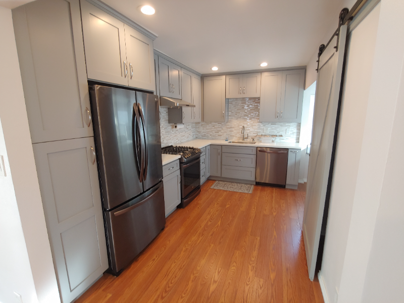 Redondo Beach House: 1540 Wollacott St.