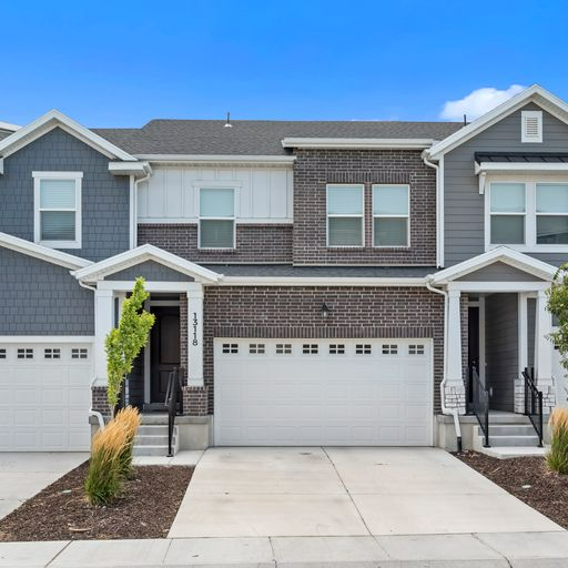 Herriman Townhome: 13118 S Cannavale Ln