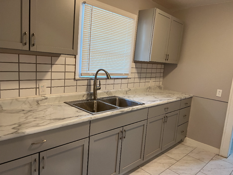 Kansas City House: 3903 E 35th St