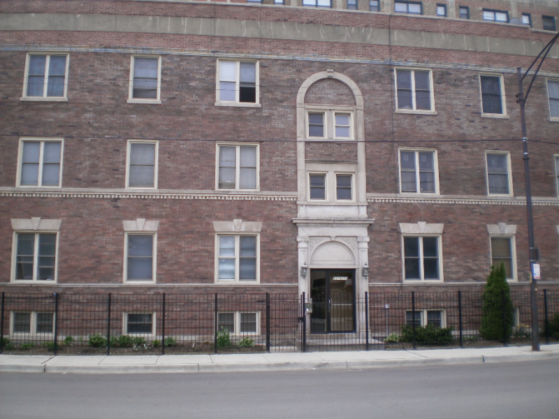 Chicago Condo: 6100 S Woodlawn Avenue