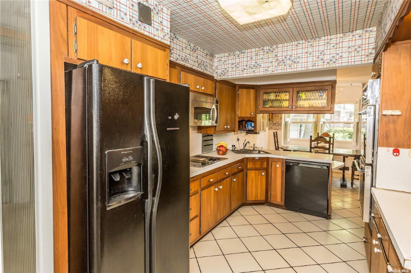 Reading House: 1222 Greenwich st