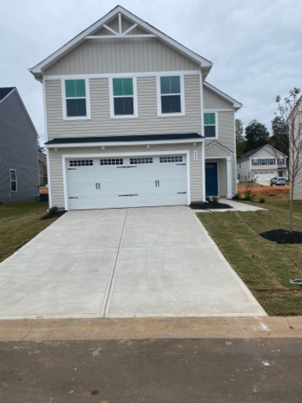 Greenville House: 420 Harmony Hill Trail
