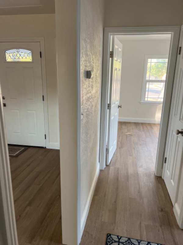 Merced House: 1961 Carol Ave