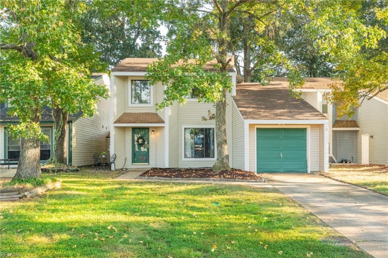 Virginia Beach House: 1444 Bridle Creek Blvd