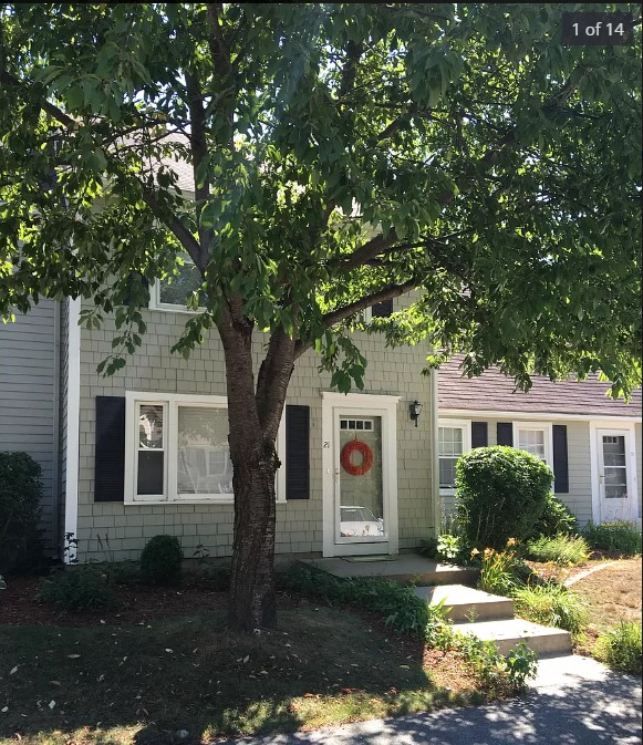 Merrimack Townhome: 21 Blossom Ln