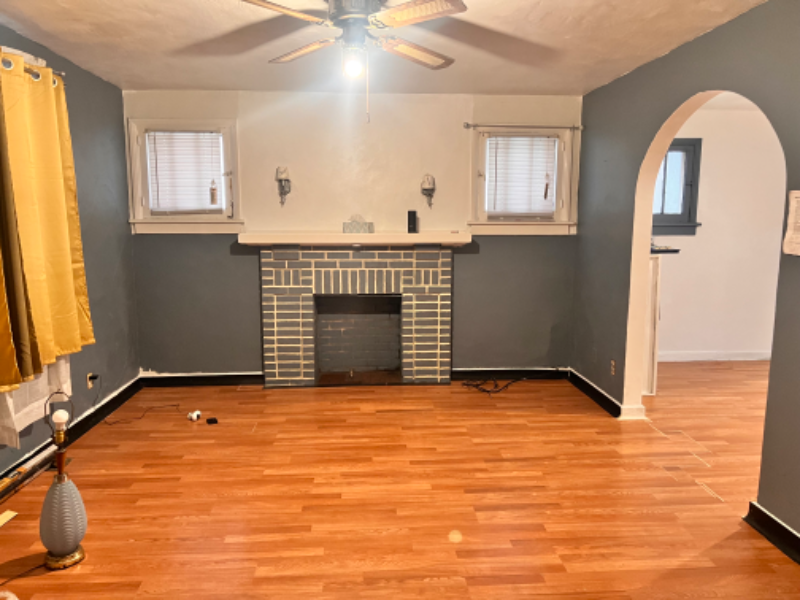 Pgh House: 614 S Main St