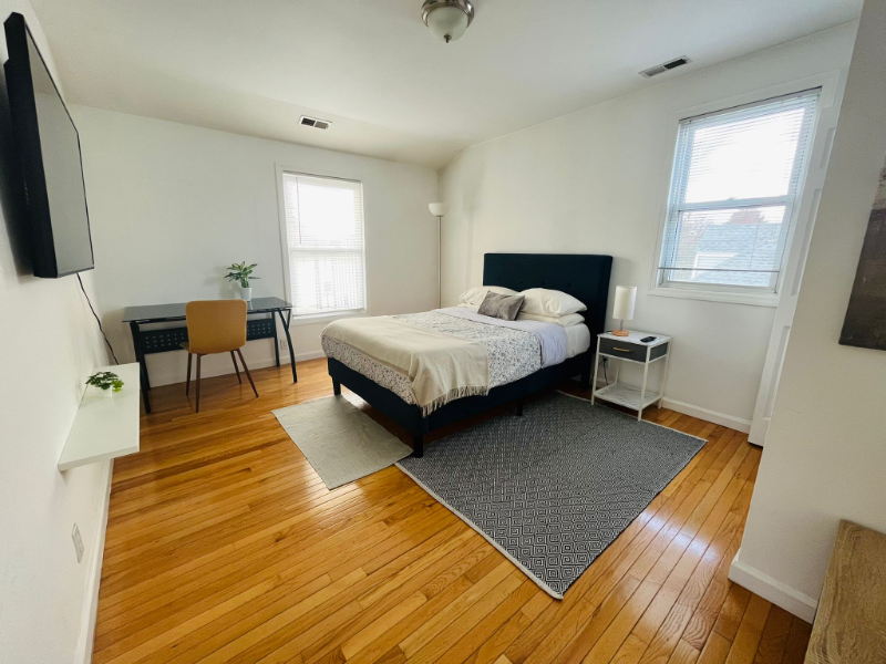 weehawken Multiplex: 11 duer Pl