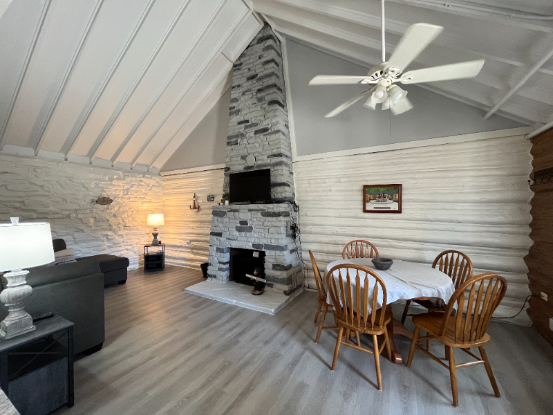 Tipton Condo: 11556 Breyman Hwy