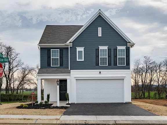 Mechanicsburg House: 801 Barn Swallow Way