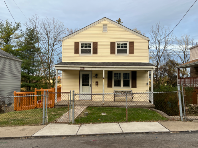 Pittsburgh House: 706 Hestor Drive