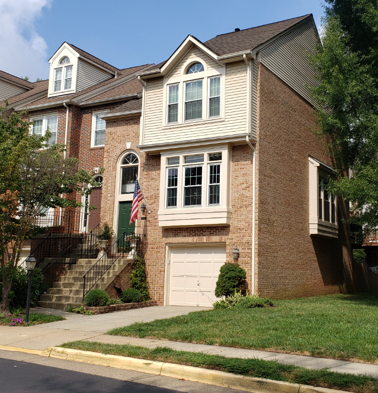 Fairfax Townhome: 3785 Inverness Rd