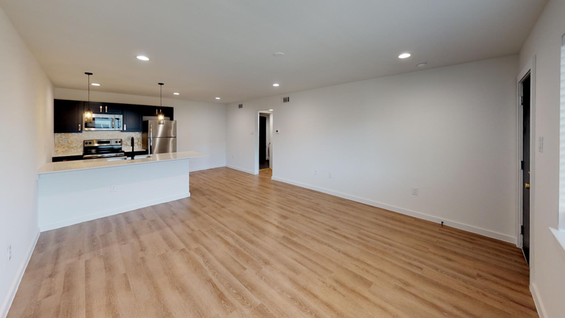 Dallas Apartment: 5103 Liveoak Street