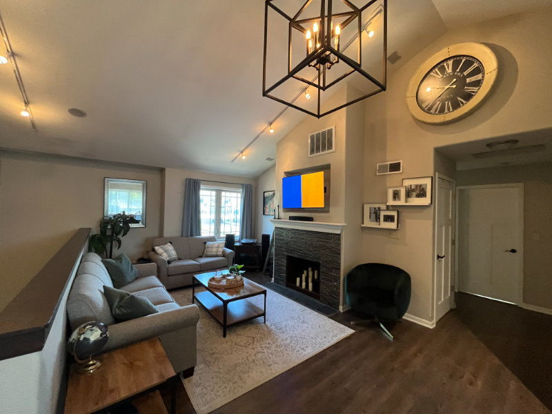 MILWAUKEE Condo: 316 E Stewart St.