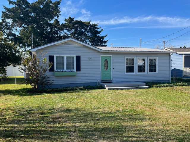 North Myrtle Beach House: 305 22nd Ave North