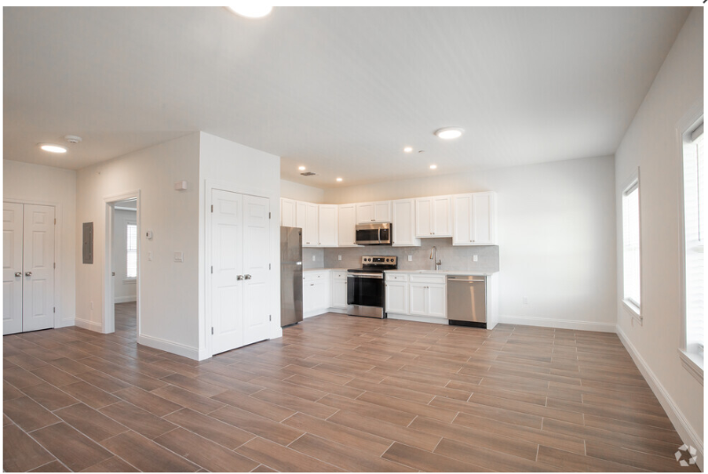 Copiague Apartment: 1163 Montauk Hwy
