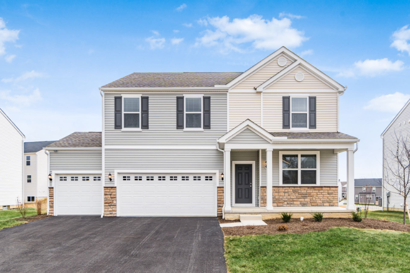 Johnstown House: 215 Whitetail Trl