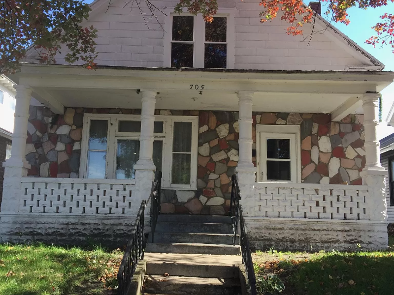 Rochester House: 705 Madison