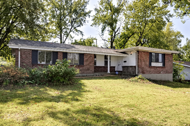 Saint Louis House: 2500 Pershall