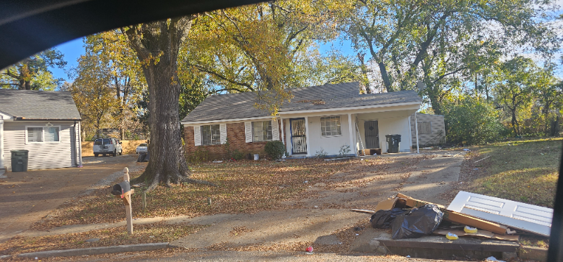 Memphis House: 4223 Kenosha Rd, Memphis TN