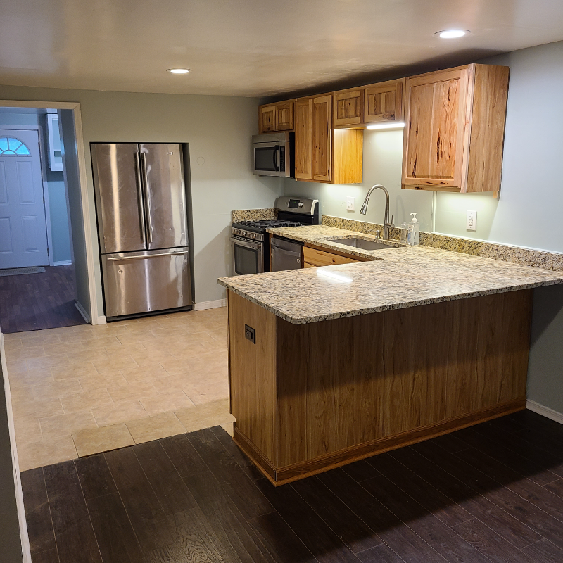 Gadsden House: 810 Kyle Street