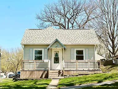 Atlantic House: 808 Hickory Street