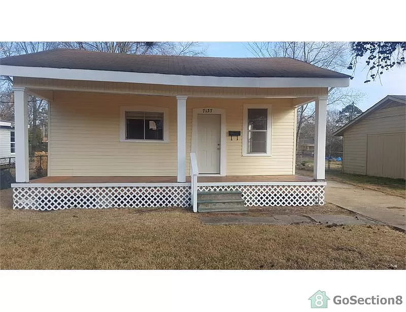 Shreveport House: 7137 Gregory