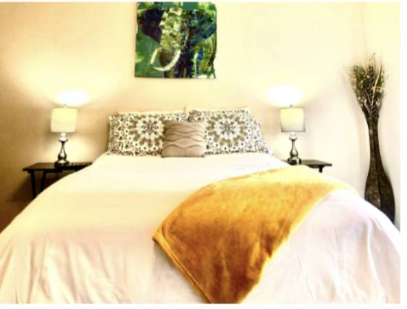 San Antonio House: 7707 Copper Cave
