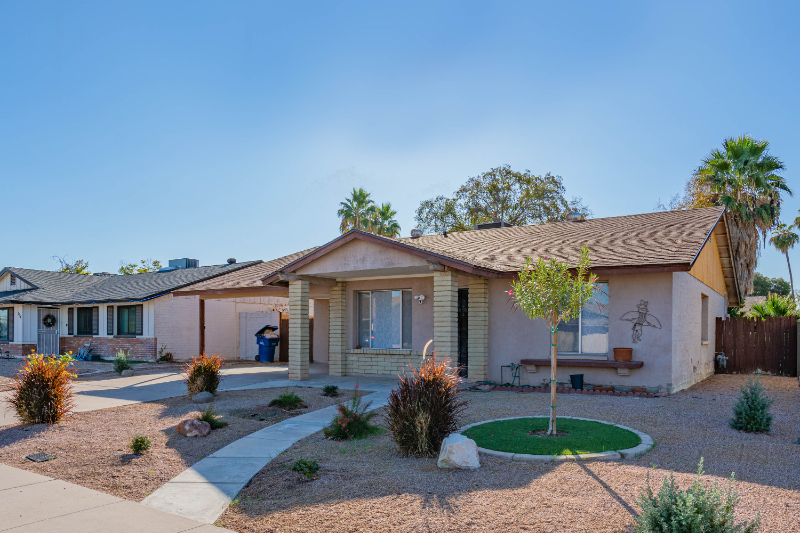 Tempe House: 2035 E Cornell Dr