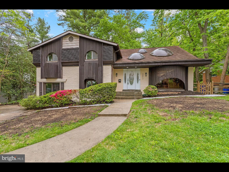 Bethesda House: 9817 Inglemere Dr