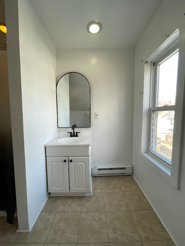 Torrington Multiplex: 94 Central Avenue Unit 3