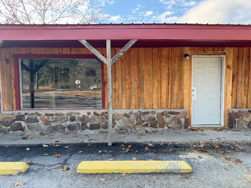Heber Springs Multiplex: 1110 S 7th St