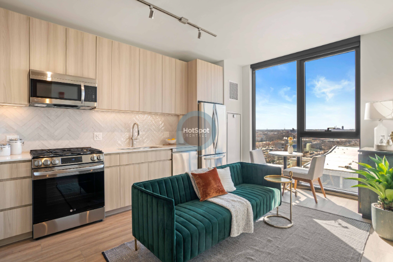 Chicago Apartment: 1964 W Ogden Ave