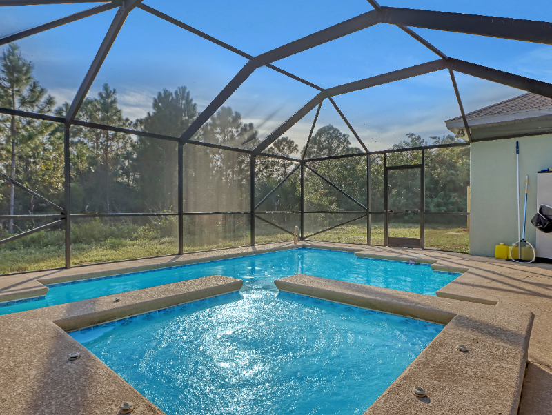 PALM BAY House: 1826 VIBURNUM RD NW