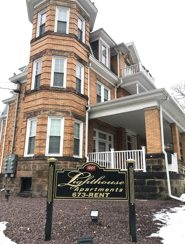 Franklin Apartment: 1201 Chestnut Street