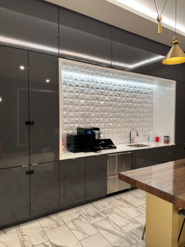 Washington Condo: 1211 Van St SE