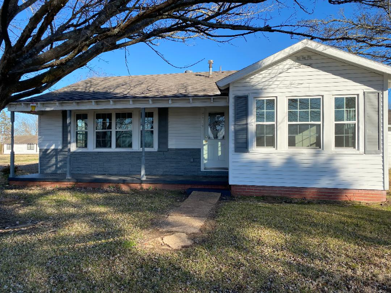 Gilmer House: 4714 Highway 271 North
