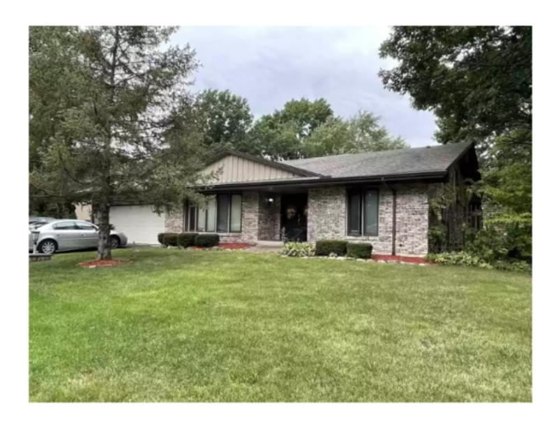 Rockford Townhome: 914 Nassau Parkway